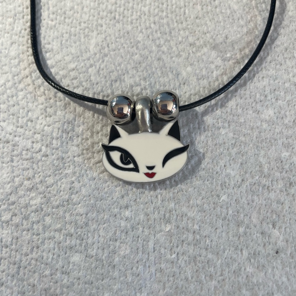 Cat Face Pendant Necklace
